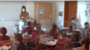 3.400 de clase din cele 12.000 din municipiul București își desfășurau activitatea online pe 11 octombrie. 46 de școli și licee trecuseră toate clasele în sistem online după apariția de cazuri de Covid în mai mult de jumătate din clase.