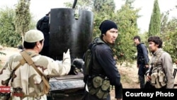 Сирияда согушуп жүргөн борборазиялыктар. 