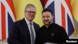 16 січня прем’єр-міністр Великої Британії Кір Стармер та президент України Володимир Зеленський у Києві підписали угоду про сторічне партнерство між країнами
