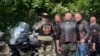 Европейские поклонники мотоклуба «Ночные волки» привезли в Прагу «вечный огонь» из Севастополя, их встретили протестами 