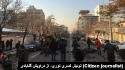 خیابان گلستان هفتم در تهران؛ ساعاتی پس از درگیری ماموران امنیتی با دراویش گنابادی