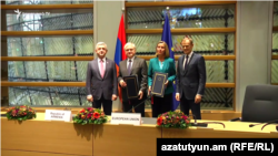 (From left to right) Armenian President Serzh Sarkisian, Armenian Minister of Foreign Affairs Edward Nalbandian, High Representative of the European Union for Foreign Affairs and Security Policy Federica Mogherini and President of the European Council Donald Tusk pose for a photo after the signing of the EU-Armenia Agreement, Brussels, 24Nov., 2017