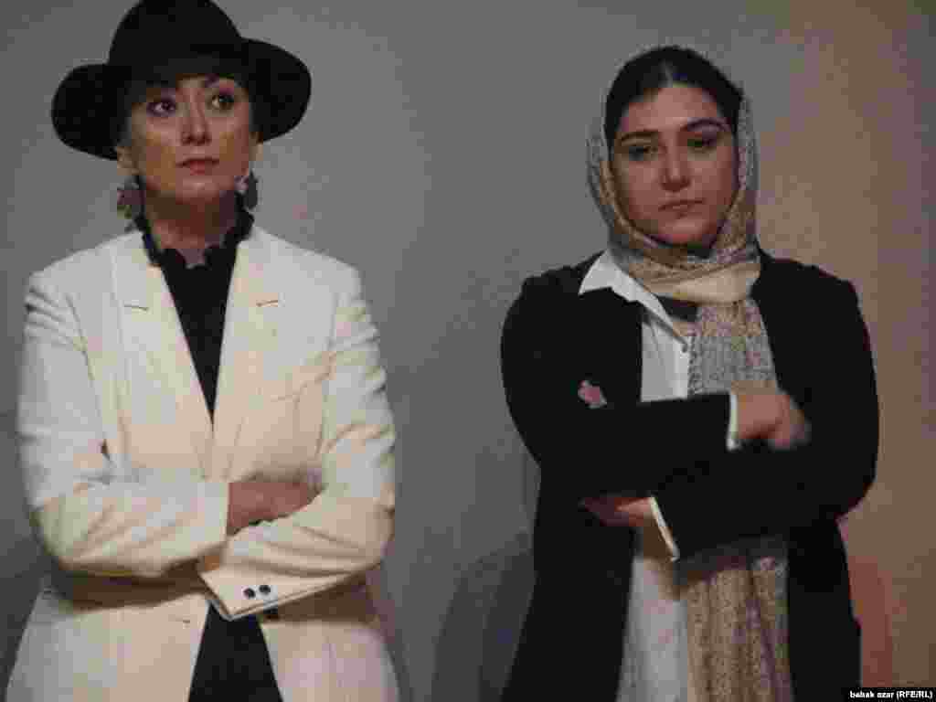 باران کوثری و مریم پالیزبان بازیگران «لانتوری»