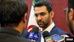 محمد جواد آذری جهرمی، وزیر ارتباطات و فناوری اطلاعات ایران