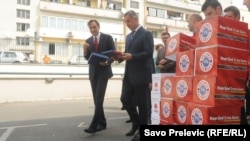 Ranko Krivokapić i Milo Đukanovič tokom predizborne kampanje, 2012.