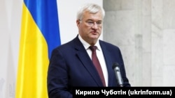 «Ми разом з нашими союзниками повинні зробити все, щоби примусити Росію до справедливого, всеосяжного, сталого миру»