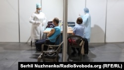 29 травня в Україні запустили перші центри масової вакцинації населення проти COVID-19