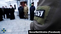 Під час заходів СБУ в будівлях УПЦ (МП) на території Києво-Печерської лаври з метою, як заявили у відомстві, «протидії підривній діяльності російських спецслужб в Україні». Київ, 22 листопада 2022 року