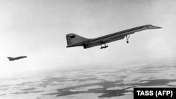 1968-nji ýylyň dekabrynda Tu-144 uçary özüniň synagt uçuşyny ýerine ýetirýär.