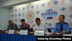 Солдон экинчи Эмилбек Жамгырчиев.