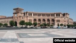 Կառավարության շենքը Երևանում