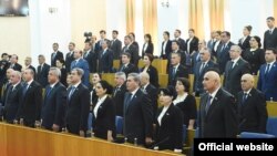 Депутаты Маджлиси намояндагон, нижней палаты парламента Таджикистана