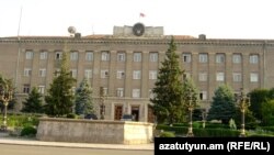 Здание президентской администрации в Степанакерте