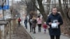 Львів’яни запалили свічки і вийшли на вулицю з портретами Героїв Небесної сотні