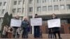 Как соцсети реагируют на решение Бишкека направить военных в Казахстан 