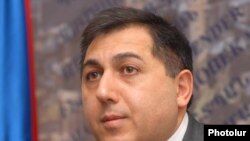 Армения - Защитник прав человека Армен Арутюнян