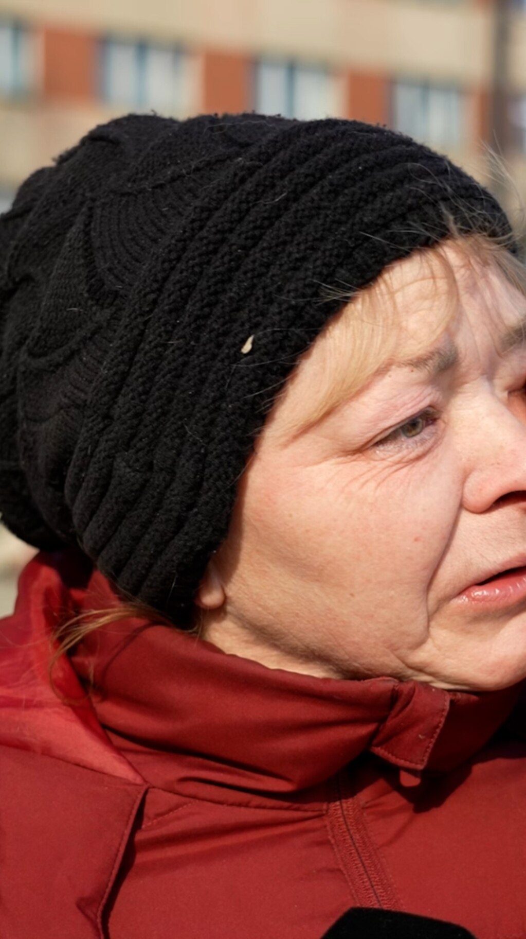  Ucrainenii sătui de război vorbesc despre speranța de victorie după trei ani de conflict la scară largă 