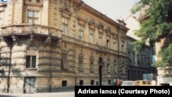 Imobilul din Str. Unirii, Arad, format din 12 apartamente, din care familia Iancu a obținut despăgubiri doar pentru unul singur.