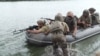 Морські піхотинці на річці Дніпро поблизу Кринок