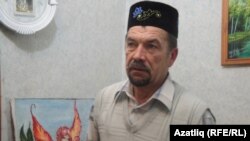 Чараны оештыручыларның берсе, Стәрлебаштагы татар милли-мәдәни мохтарияте җитәкчесе Хисаметдин Исмәгыйлев