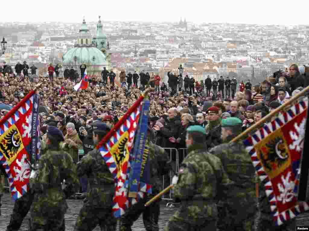 Prag, 21.12.2011. Foto: Reuters / Petr Josek