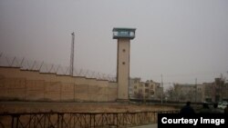 دیدبان حقوق بشر: نیروهای امنیتی و اطلاعاتی دهها تن از روزنامه نگاران، فعالان سرشناس کارگری و فعالان رسانه‌های اجتماعی را احضار و تهدید و یا بازداشت کرده اند.