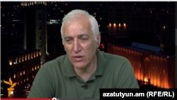 Տնտեսագետ Վահագն Խաչատրյան, արխիվ