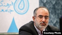 حسام‌الدین آشنا، مشاور حسن روحانی