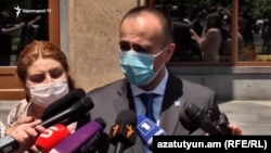 Առողջապահության նախարար Արսեն Թորոսյանը պատասխանում է լրագրողների հարցերին, 3 հուլիսի, 2020թ.