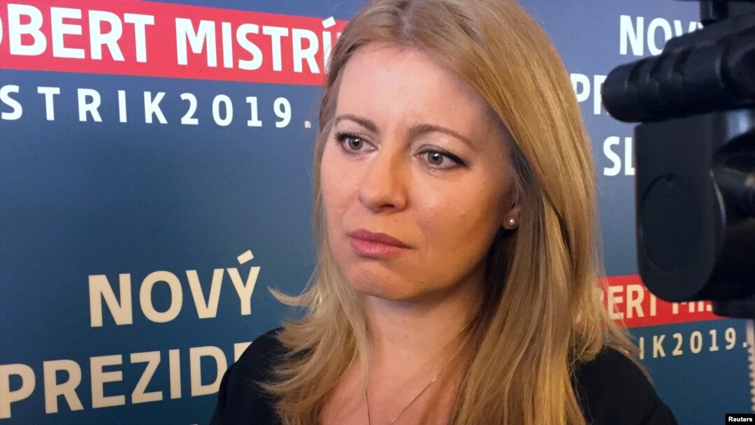 Зузана Чапутова, либералната кандидатка, може да се превърне в първата жена президент на Словакия.