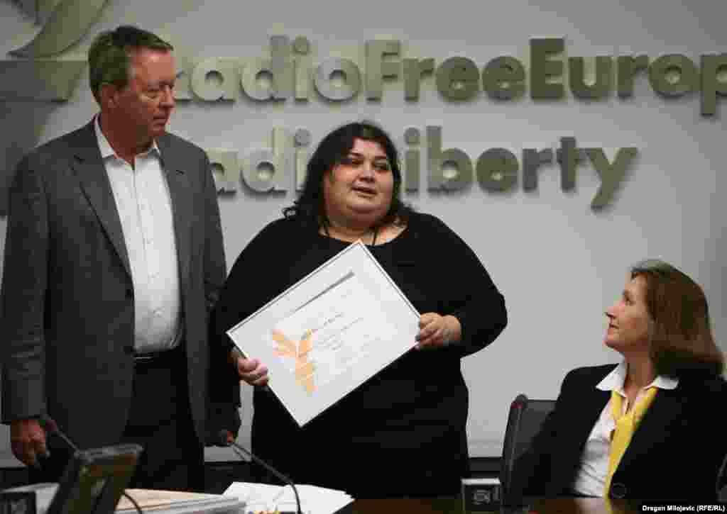 Kadidža Ismajilova jedna od dobitnika nagrade "Priča godine", 8. novembar 2011.