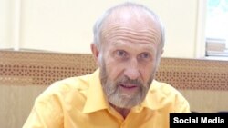Альберт Разин 