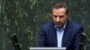 انتقاد شدید نماینده شیراز: حسن روحانی نامگذاری «روز کوروش» را امنیتی کرده است