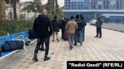 Рейс, організований урядом США, вилетів із Душанбе о 00:30 за місцевим часом 10 листопада
