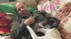Мобилизованный Виталий Анисимов дома во время первого отпуска