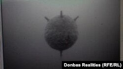 Такий вигляд має якірна міна в об’єктиві підводного дрона. У цьому випадку – навчальна британська