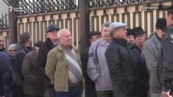 Орусиядагы шайлоо: Бишкекте добуш берчүлөрдүн кезеги узун