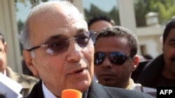 احمد شفیق در سال ۲۰۱۲ در انتخابات ریاست‌جمهوری رقیب محمد مرسی بود