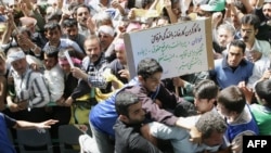 مراسم روز کارگر در تهران در اردیبهشت ۱۳۸۵