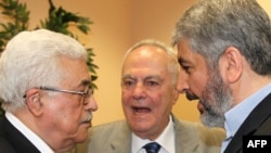 خالد مشعل و محمود عباس در قاهره 
