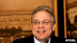 Joshua Muravchik